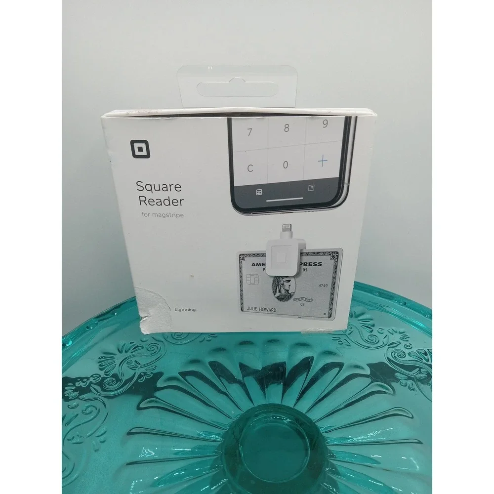 Square Reader Magstripe Lightning‎ Connector iPhone Credit Card Swipe